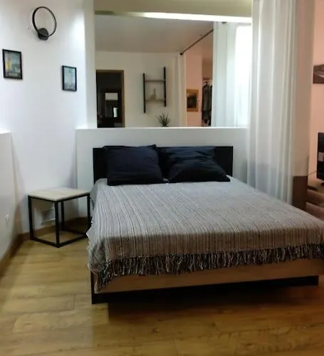 Portus Veneris, Proche Criques Et Collioure